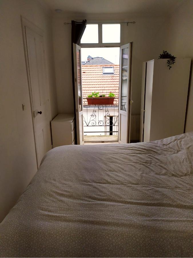 Private Independant Flat - Lourdes City Center - 2 Balconies Luaran gambar